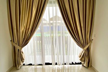 Setia Warisan Tropika (Belladonna)