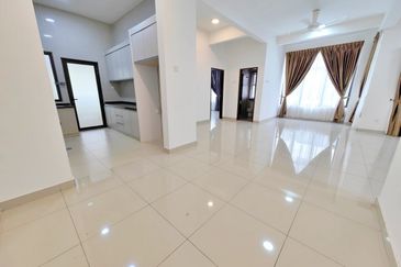 Perdana Lakeview East