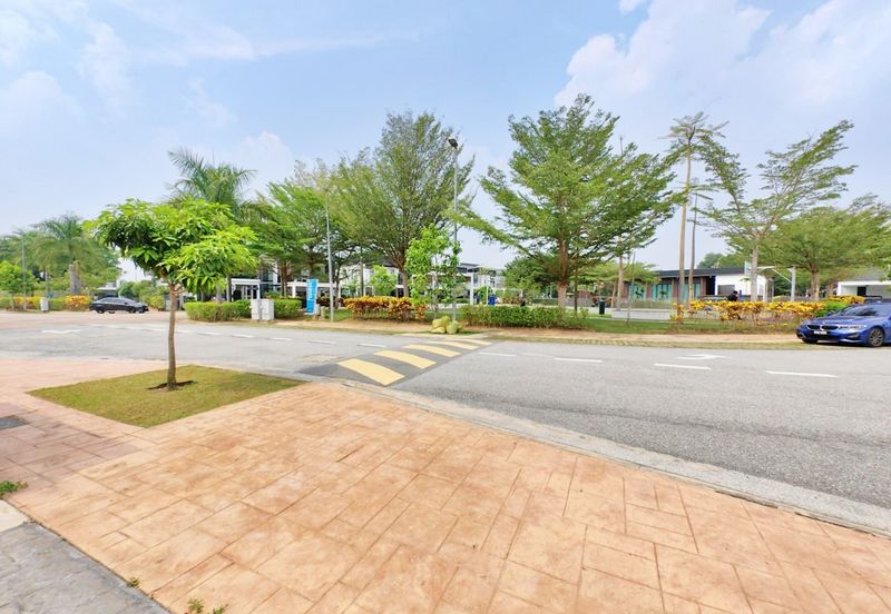 Perdana Lakeview East