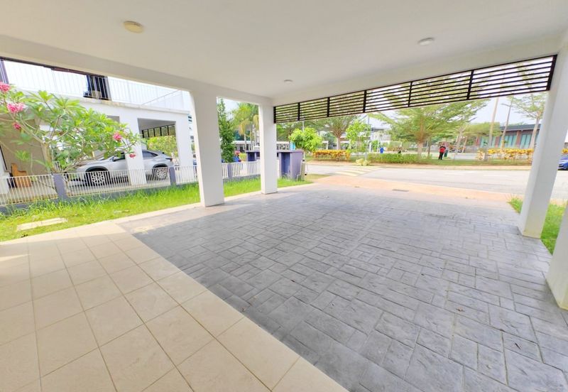 Perdana Lakeview East