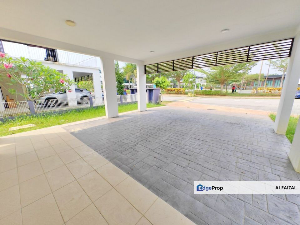 FACING OPEN 2 Storey Semi D Perdana Lakeview East, Cyberjaya FREEHOLD, Selangor, Cyberjaya