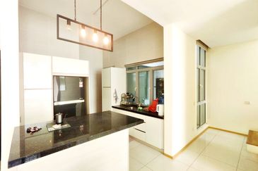 Symphony Hills Schumann