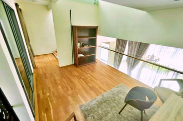 Symphony Hills Schumann