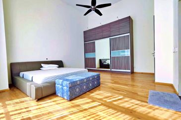 Symphony Hills Schumann