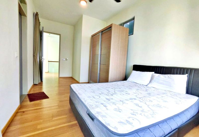 Symphony Hills Schumann