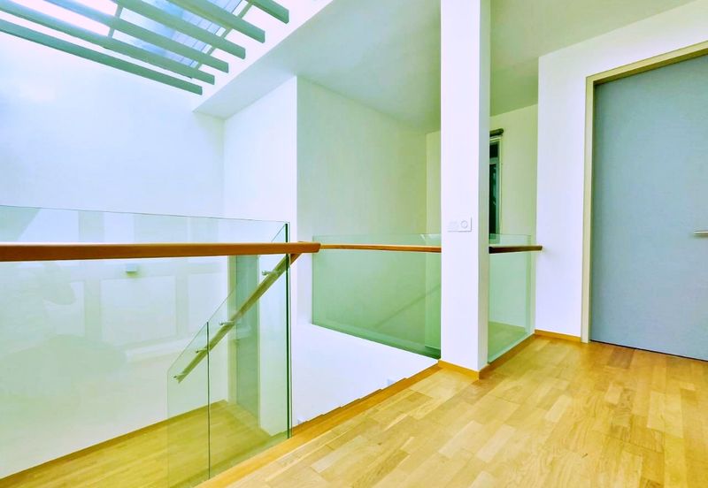 Symphony Hills Schumann