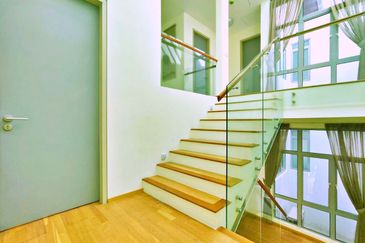 Symphony Hills Schumann