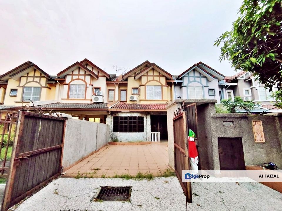 2 Storey Terrace Taman Putra Heights Section 8, Selangor, Subang Jaya