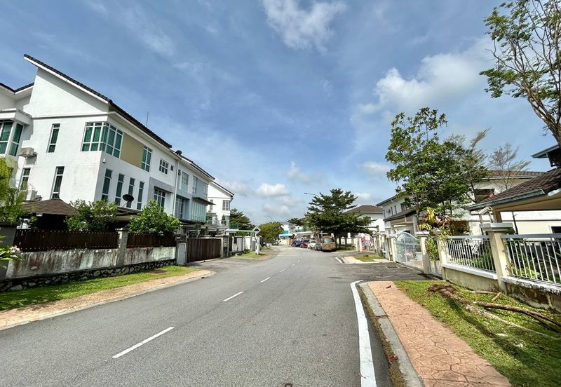 Saujana Villa, Kajang