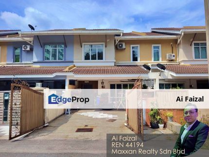 Double Storey Superlink Suria Tropika Seri Kembangan , Selangor, Selangor, Serdang