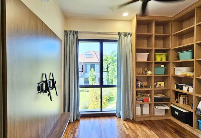 Isle of Botanica, Setia Eco Glades