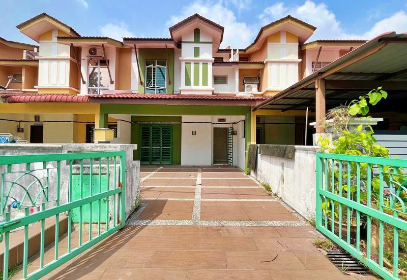 Kota Puteri, Batu Arang