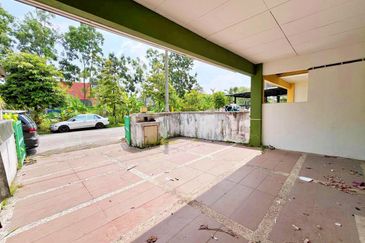 Kota Puteri, Batu Arang