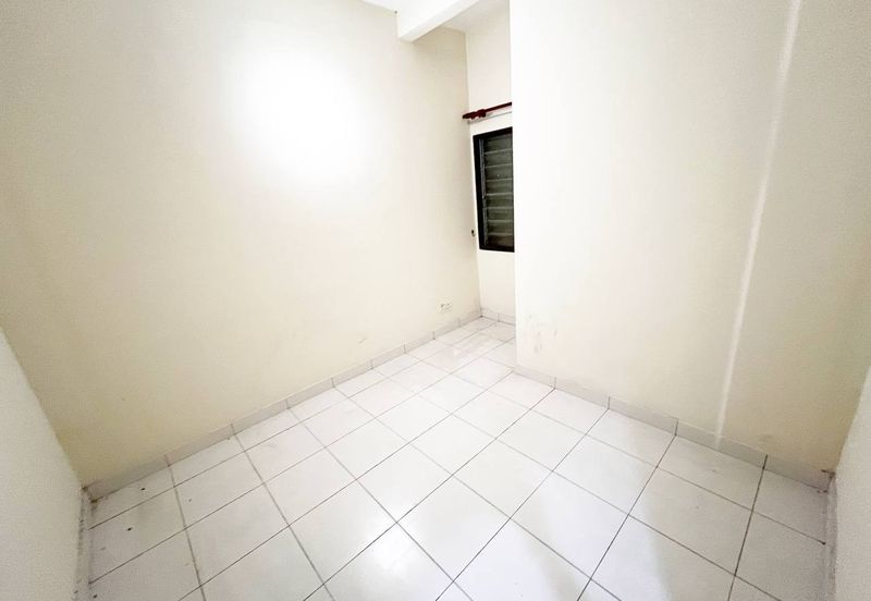 Kota Puteri, Batu Arang