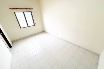 Kota Puteri, Batu Arang