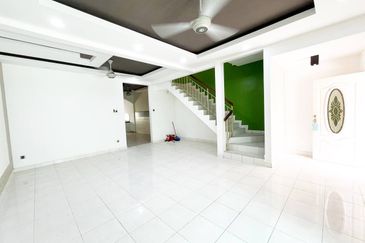 Kota Puteri, Batu Arang