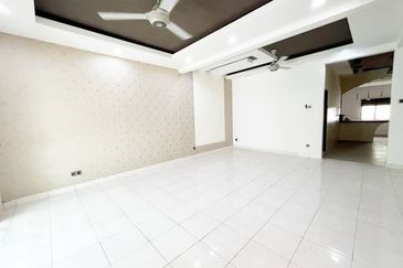 Kota Puteri, Batu Arang