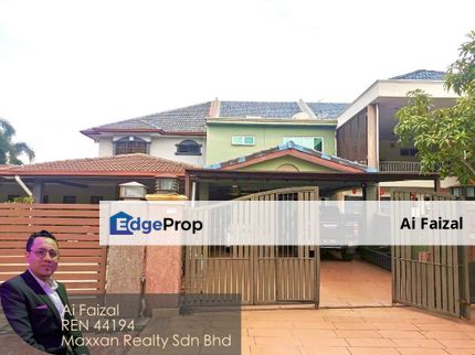 SPACIOUS 2300sqft | EXTENDED 2 Storey Terrace Jalan Kristal Seksyen 7 Shah Alam, Selangor, Shah Alam