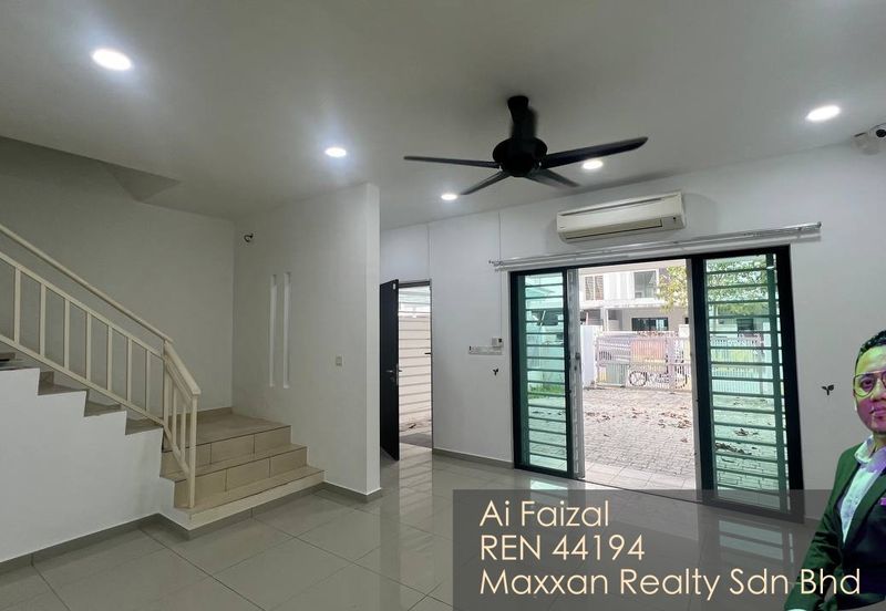 NILAI IMPIAN (LAMAN DELFINA)