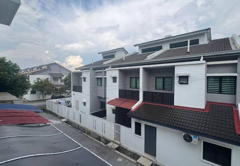 NILAI IMPIAN (LAMAN DELFINA)