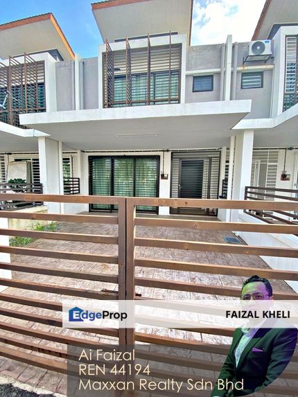 2 Storey Terrace Saujana KLIA (Maraylis), Kota Warisan Sepang  !!FACING OPEN !!FACING PLAYGROUND, Selangor, Sepang