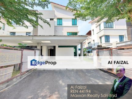 [WTS] TERMURAH 3 Storey Semi Detach House Taman Tropika 2 Bangi EXTENDED , Selangor, Kajang