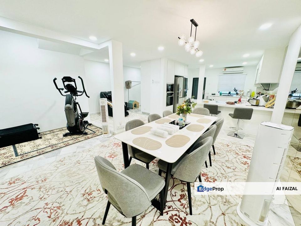 FACING OPEN! | FULLY RENOVATED 2 Storey Terrace Taman Desaria, PJS 5, Petaling Jaya, Selangor, Petaling Jaya