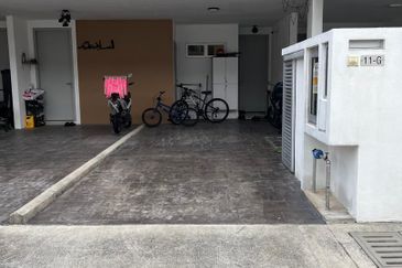 Casa Bluebell @ Cybersouth