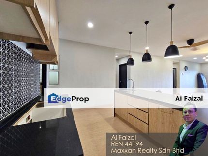 Renovated D'Pines Condominium Taman Nirwana Ampang With Huge Balconies facing KL City , Selangor, Ampang