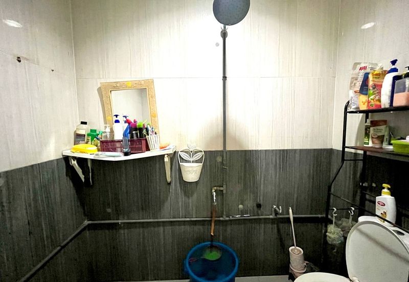 RENOVATED FACING OPEN CORNER LOT Double Storey Bandar Tasik Selatan, Kuala Lumpur