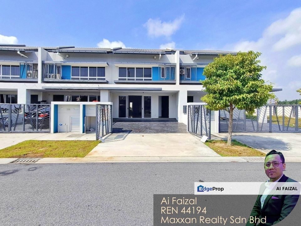 FACING OPEN Double Storey  House Serenia Arina, Serenia City, Sepang, Selangor, Sepang
