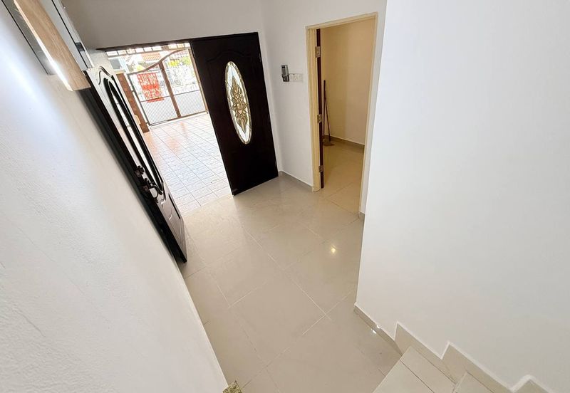 2.5 STOREY TERRACE (NEWLY REFURBISHED) TAMAN SETIAWANGSA KL