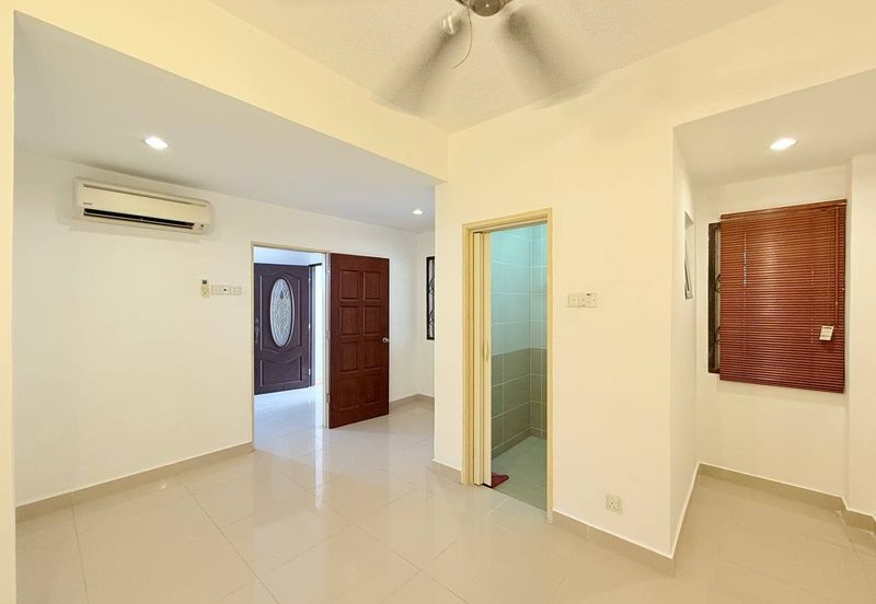 2.5 STOREY TERRACE (NEWLY REFURBISHED) TAMAN SETIAWANGSA KL