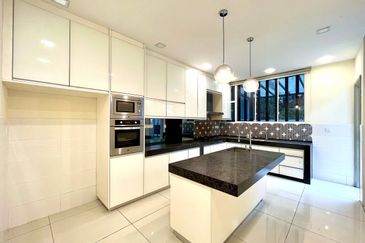 Saville @ The Park - Twin Villa