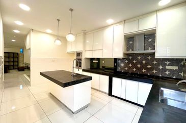 Saville @ The Park - Twin Villa