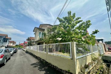 Jalan Bandar Putra Permai 1/1
