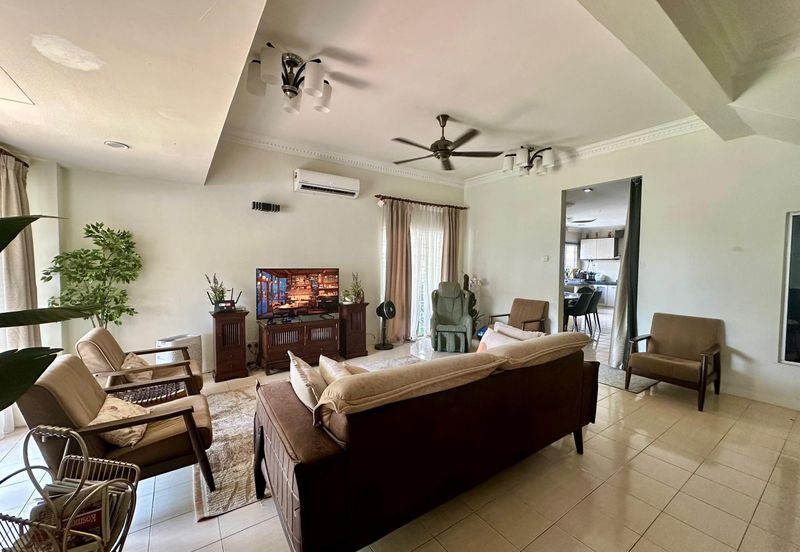 Jalan Bandar Putra Permai 1/1