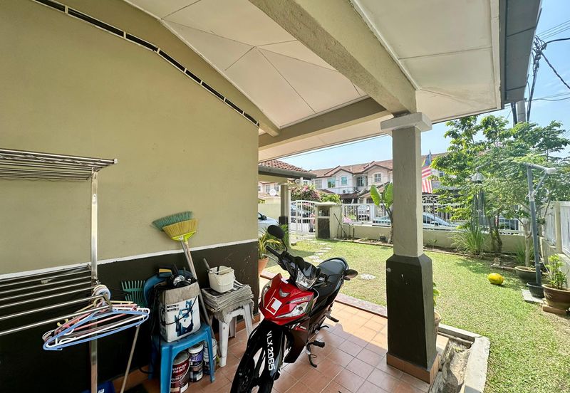 Jalan Bandar Putra Permai 1/1