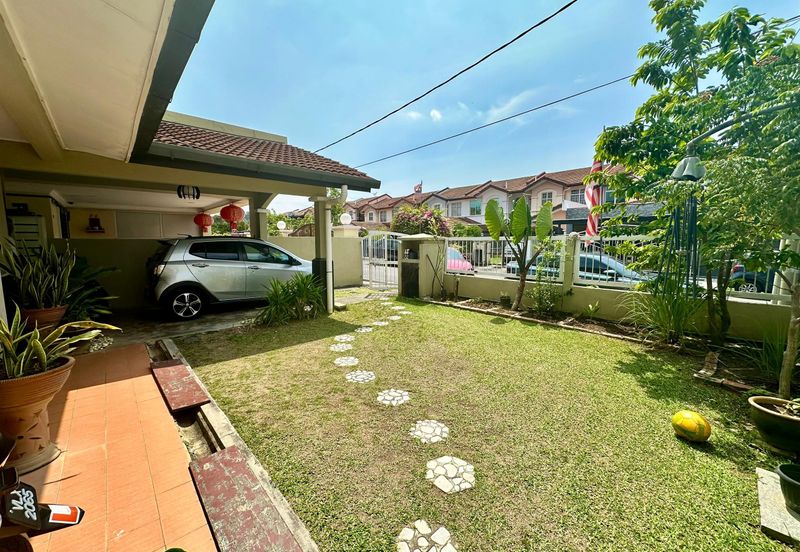 Jalan Bandar Putra Permai 1/1