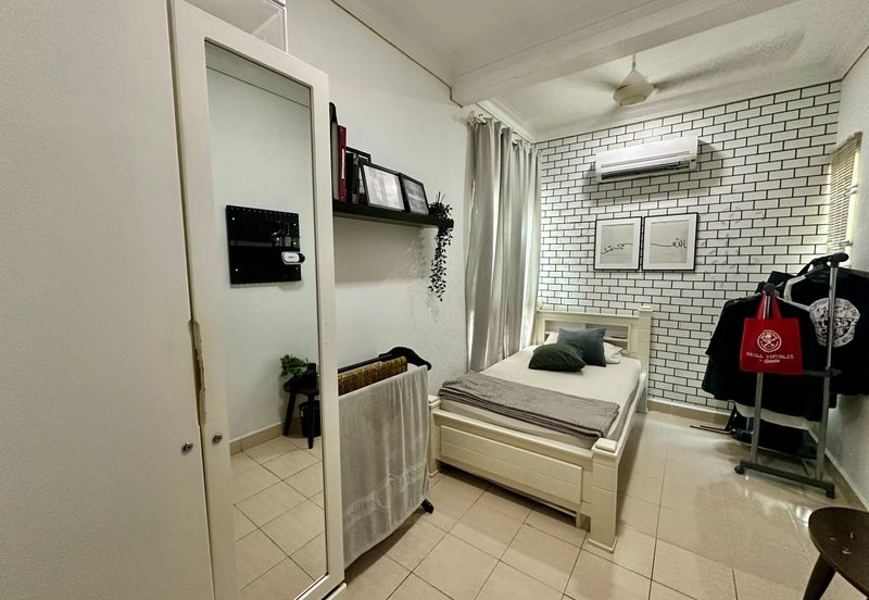 Jalan Bandar Putra Permai 1/1