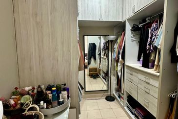 Jalan Bandar Putra Permai 1/1