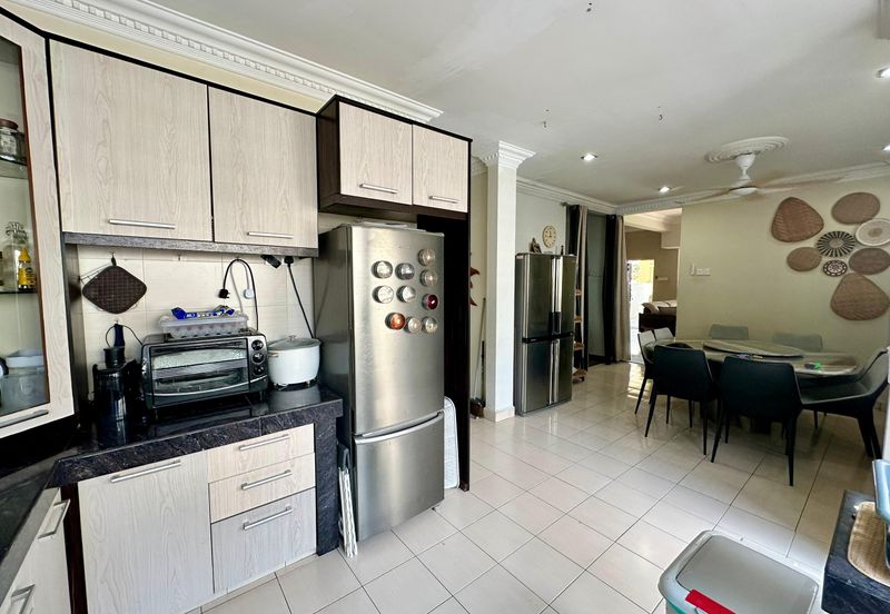 Jalan Bandar Putra Permai 1/1