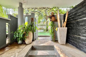 Bangi Lakehill Villas