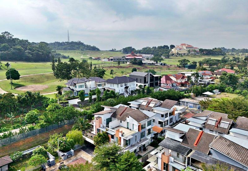 Bangi Lakehill Villas