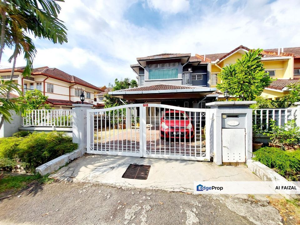 Renovated END LOT 2 STOREY TERRACE HOUSE PUTRA INDAH, PUTRA HEIGHTS, Selangor, Subang Jaya