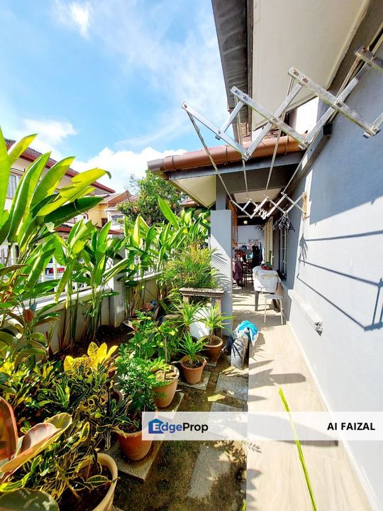 Renovated END LOT 2 STOREY TERRACE HOUSE PUTRA INDAH, PUTRA HEIGHTS, Selangor, Subang Jaya