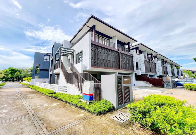 END LOT UNIT | 3 Storey Terrace House  THE MULIA RESIDENCES, CYBERJAYA