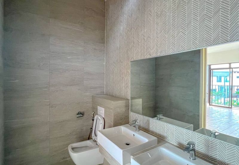 END LOT UNIT | 3 Storey Terrace House  THE MULIA RESIDENCES, CYBERJAYA