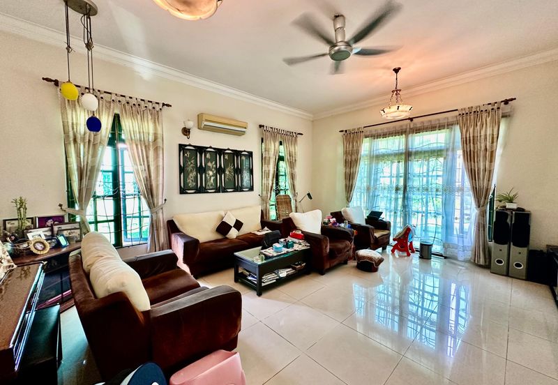 Jalan Warisan Setia 5/9