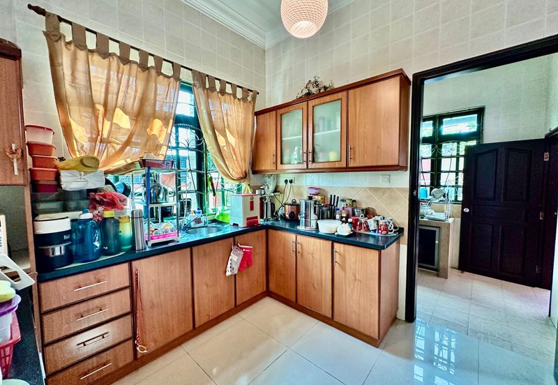 Jalan Warisan Setia 5/9